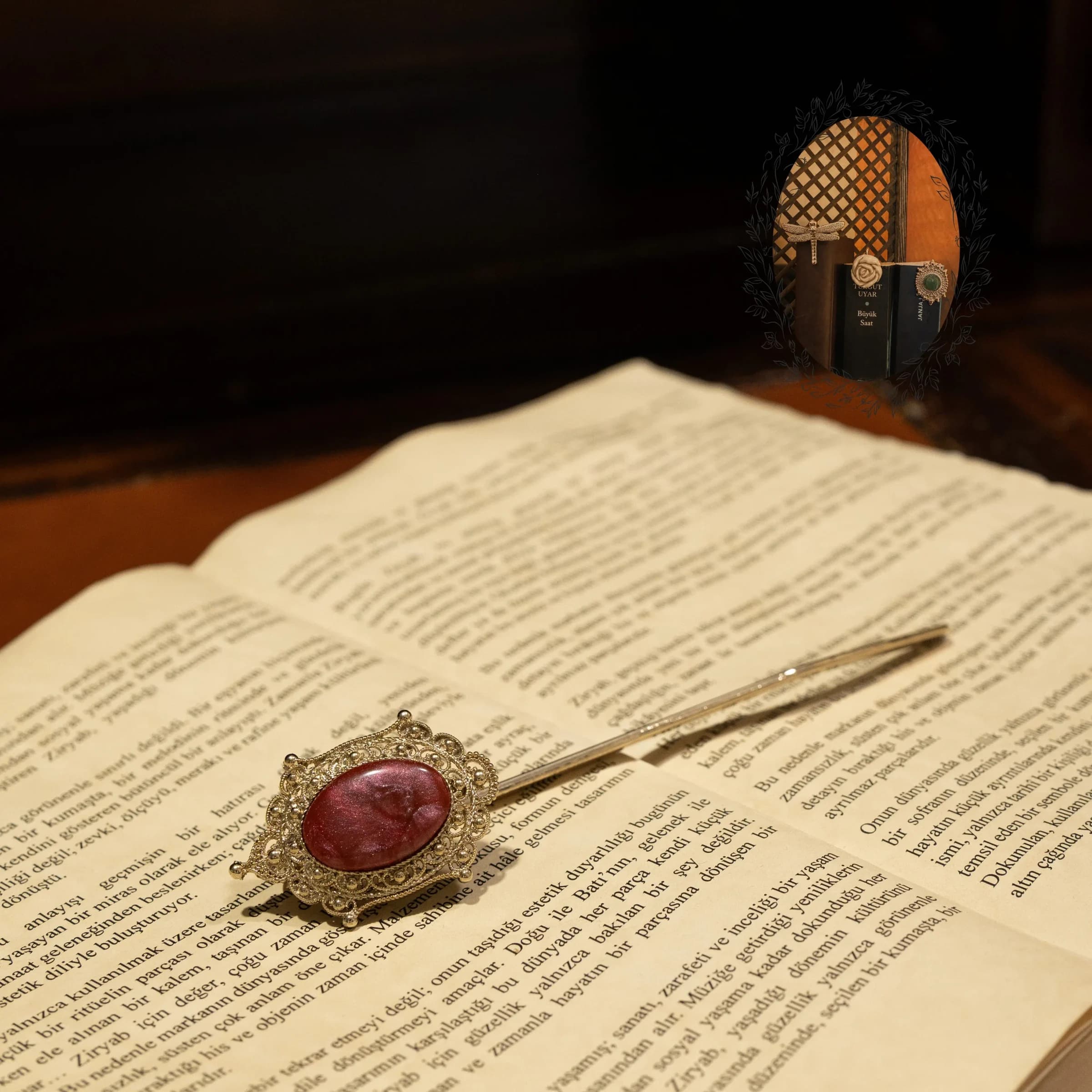 Premium Bookmark